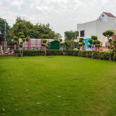 Hotel Sourav Park Inn Agra Агра Екстериор снимка