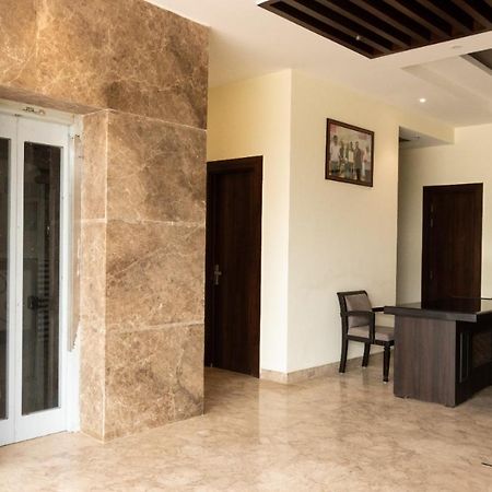 Hotel Sourav Park Inn Agra Агра Екстериор снимка